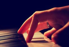 [CBA]莫兰德断球反击 一条龙飞身暴扣.